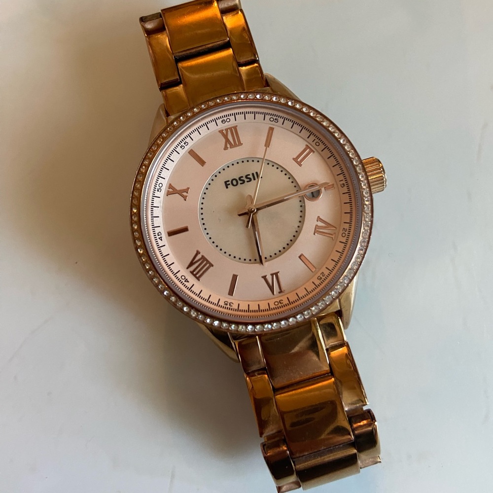 Gold fossil watch in perfect condition